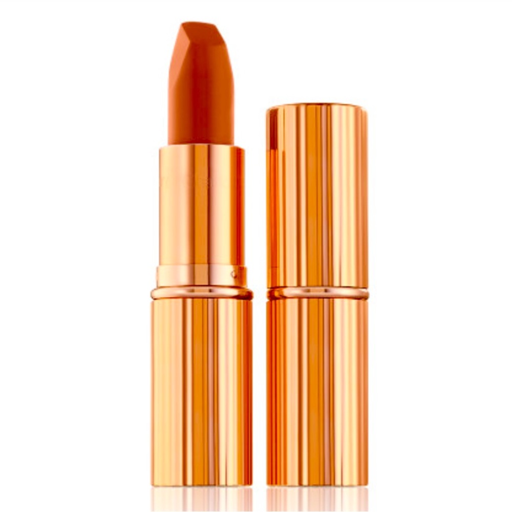 Charlotte Tilbury THE SUPER NUDES
MATTE REVOLUTION - CATWALKING